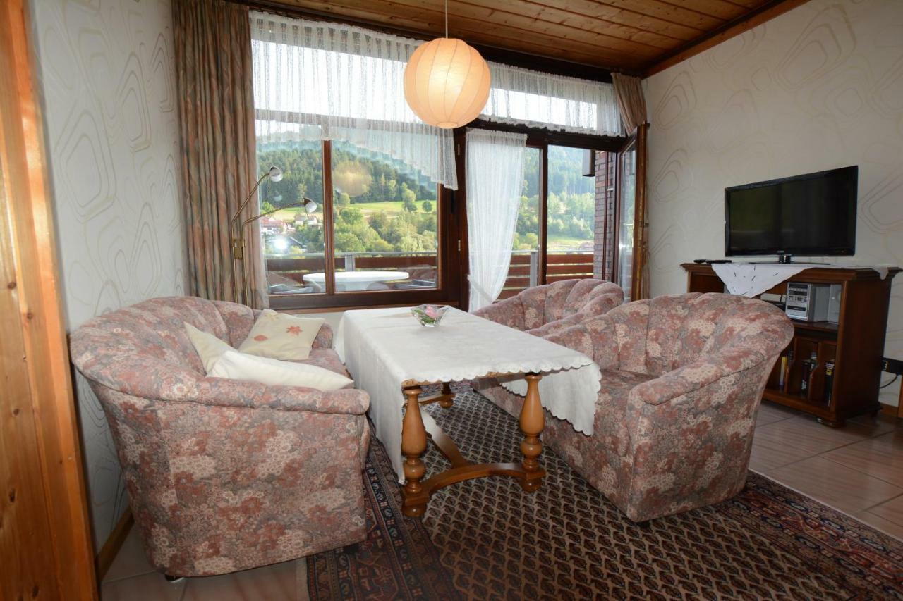 Haus Krick Lägenhet Alpirsbach Exteriör bild